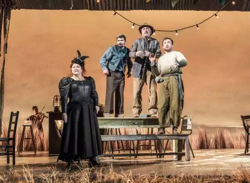 NTLive2026E28093ThePlayboyoftheWesternWorld_134242596167066734_big-cine_deskt.webp