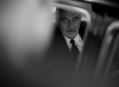 Fatherland_134360178333221612_big-cine_deskt.webp