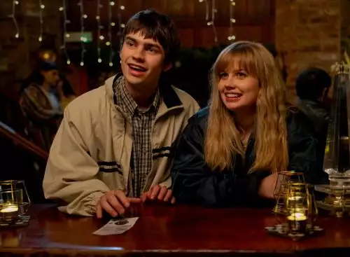 FindingEmily_134232243197581037_big-cine_deskt.webp