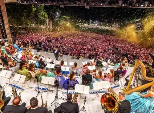 AndrC3A9Rieus2026SummerConcertVivaMaastricht_134284167939116481_big-cine_deskt.webp