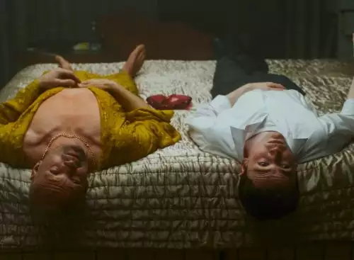 TrulyNaked_134207250969751737_big-cine_deskt.webp