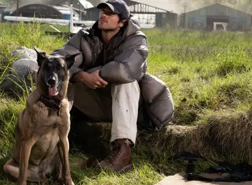 TheDogStars_134296376947379840_big-cine_deskt.webp