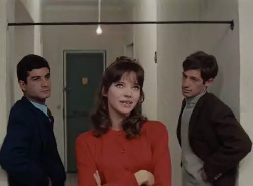 UneFemmeEstUneFemme65thAnniversary_134247348595295580_big-cine_deskt.webp